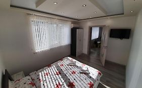 Д И В 2 - D & V 2 Apartment
